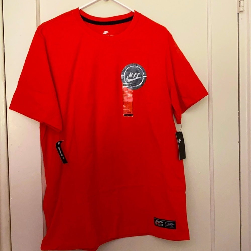 NWT Nike NYC orange tee shirt size: L